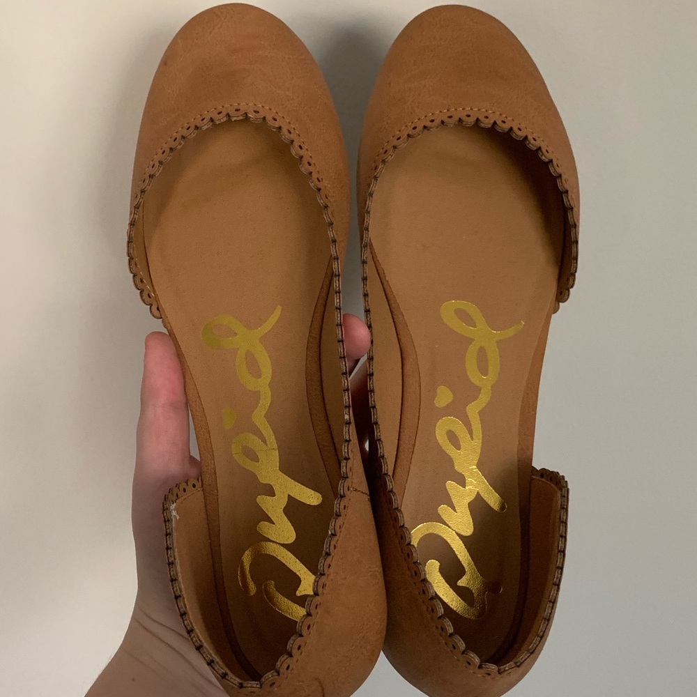 Qupid flats